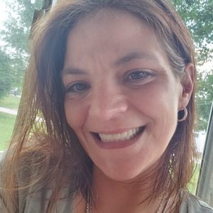 Meet your Posher, Niki